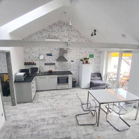 8X8 Tetoter Apartman Сегед Екстериор снимка