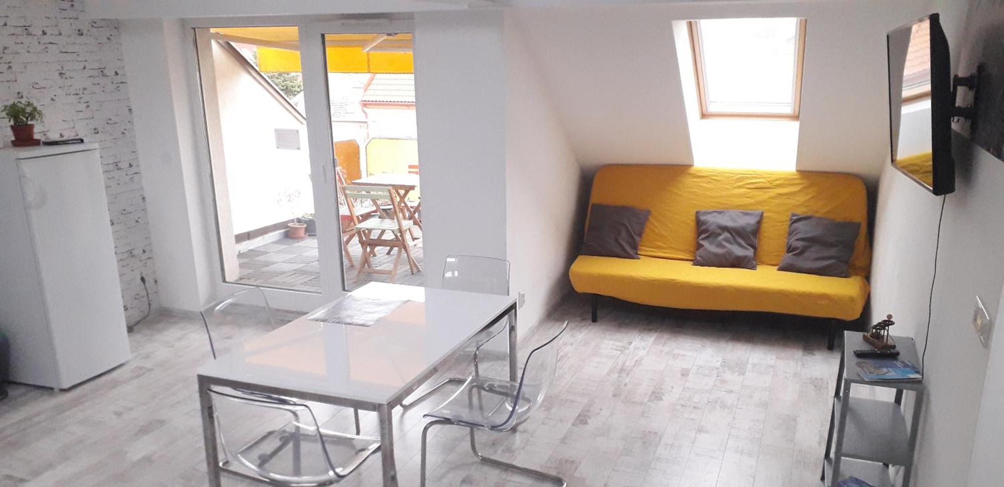 8X8 Tetoter Apartman Сегед Екстериор снимка