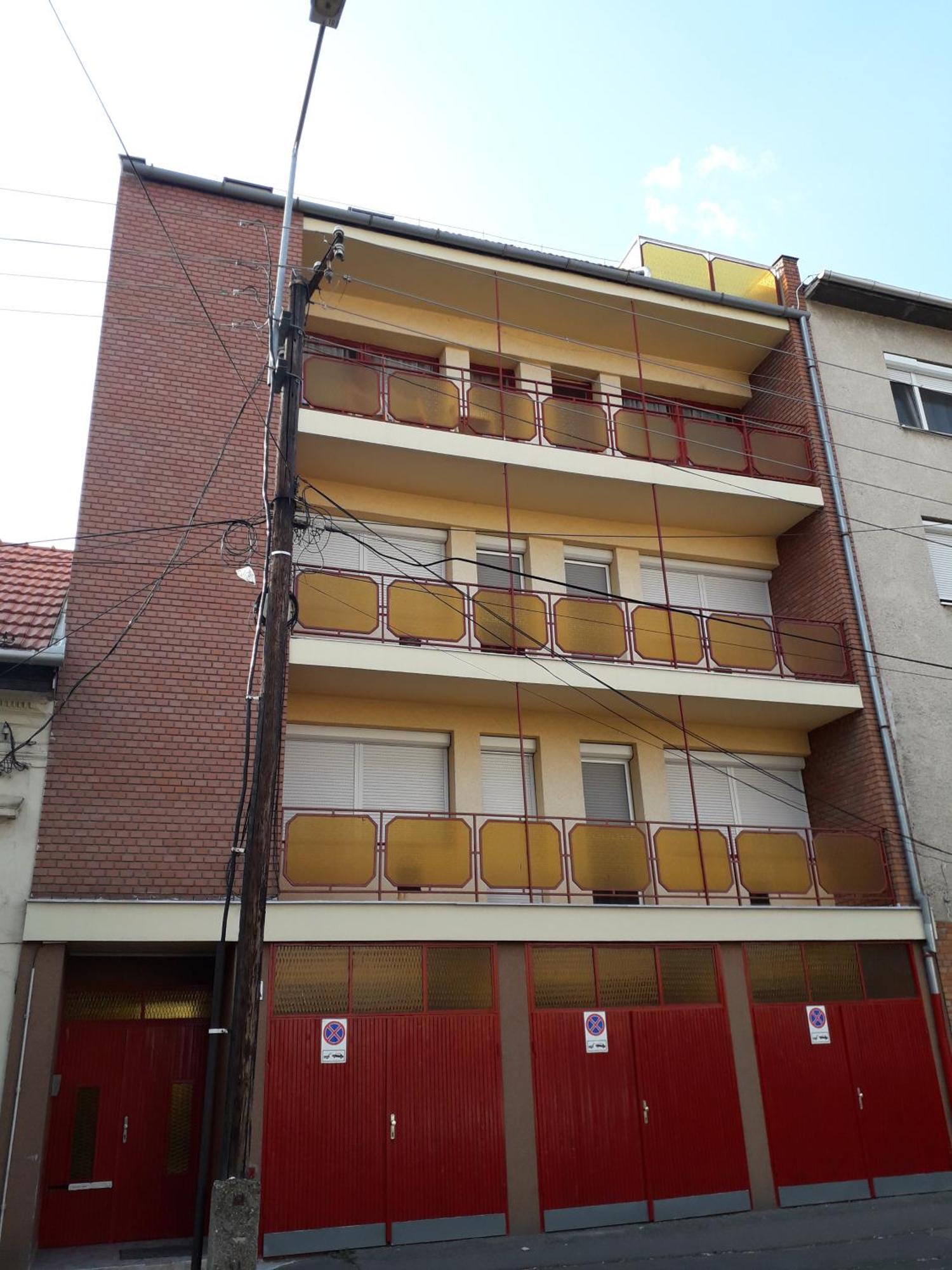 8X8 Tetoter Apartman Сегед Екстериор снимка